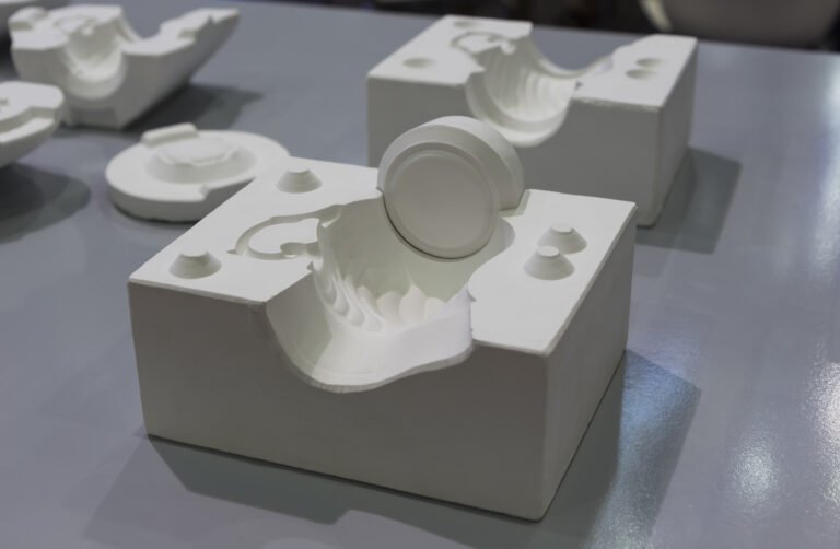 Ceramic mould